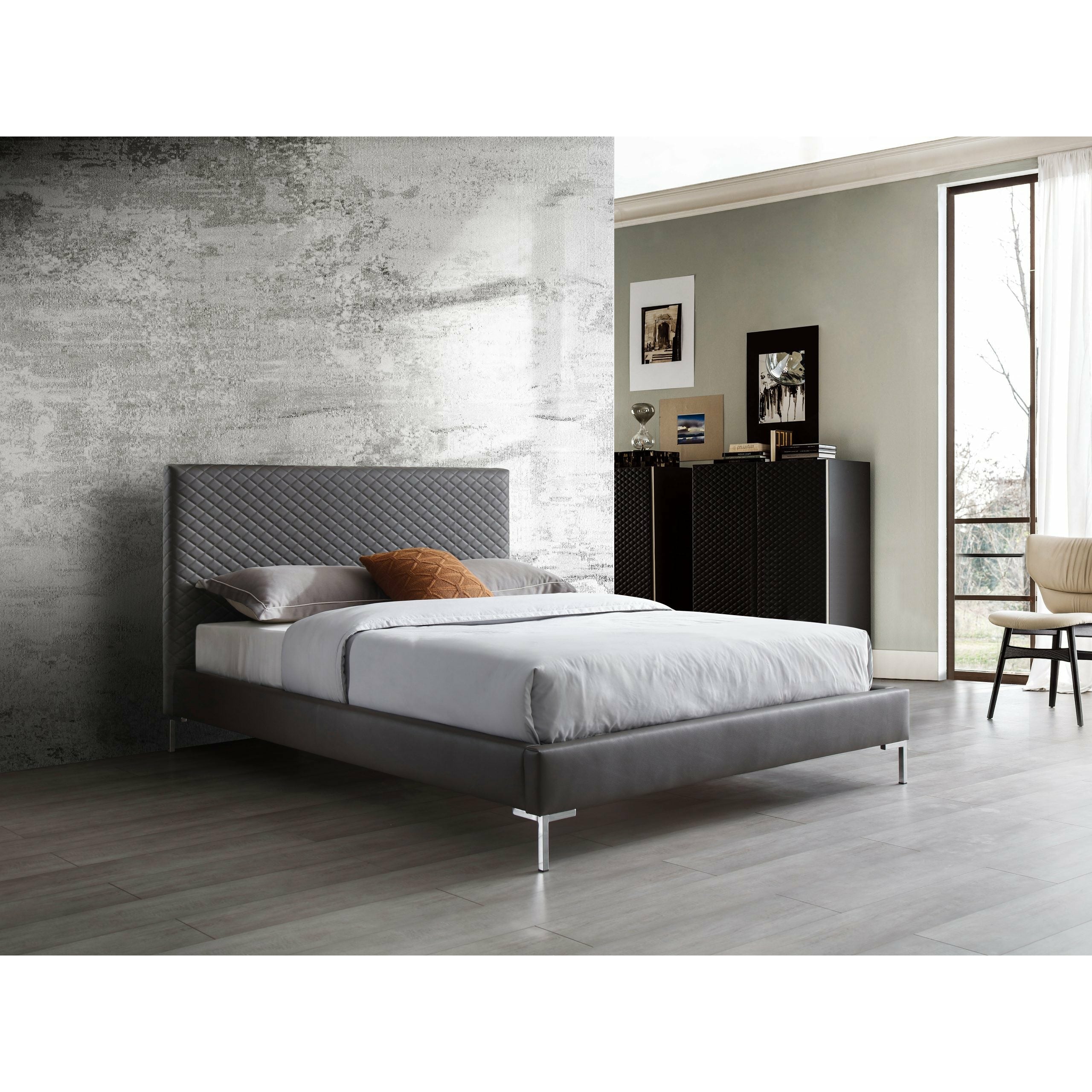 images Whiteline Modern Living - Liz Queen Bed BQ1689P-DGRY - Image 1