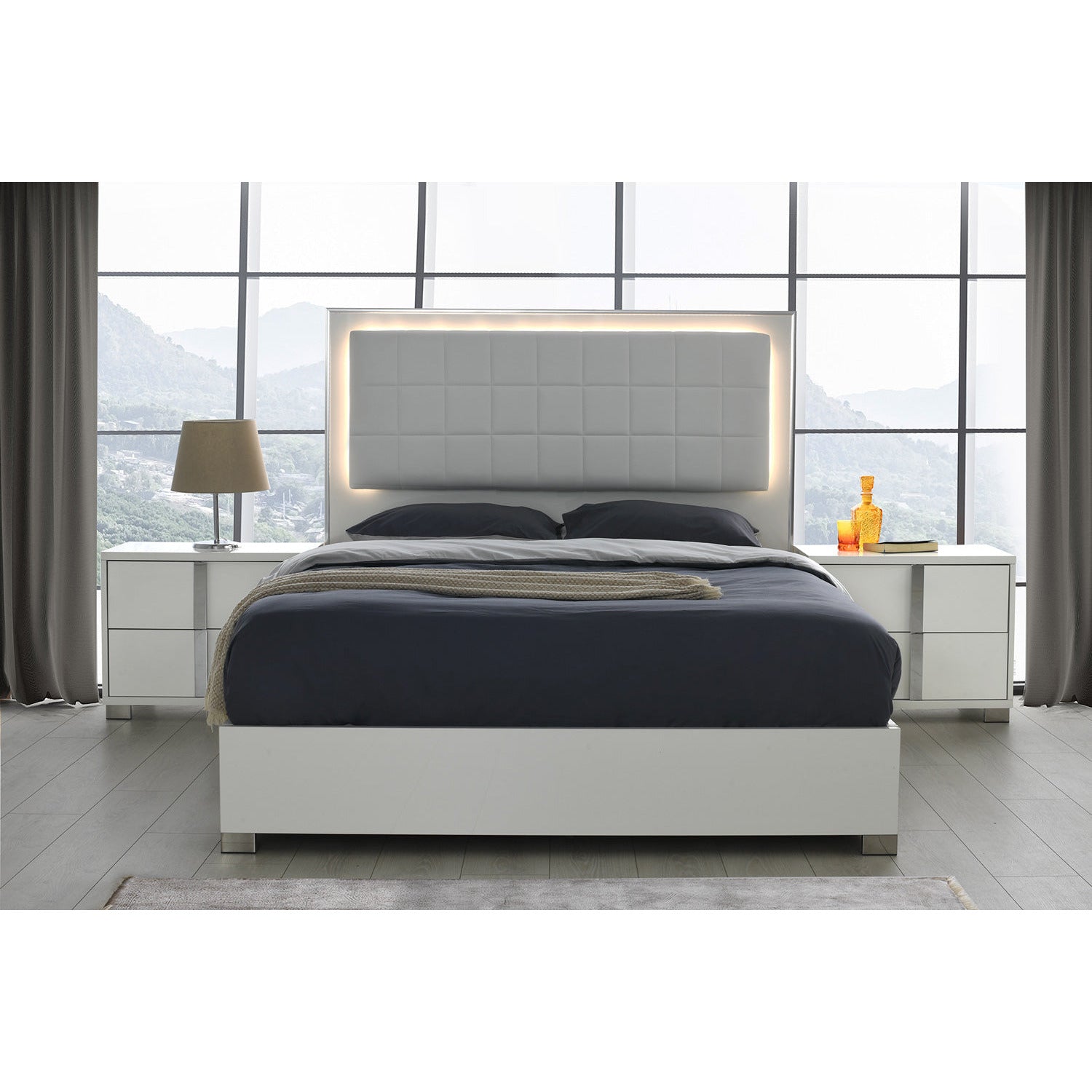 images J&M Furniture Giulia King Bed in White SR08-101K - Image 1