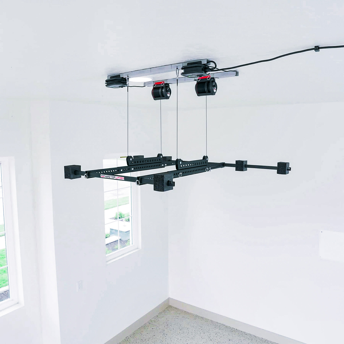 images Bronco Hard Top Automotive Lifter - SmarterHome - Image 1