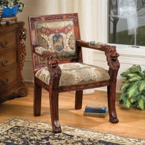 design-toscano-beardsley-heraldic-lion-armchair-each-af51351