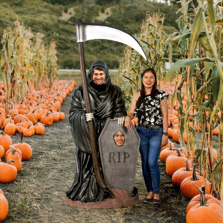 images design-toscano-halloween-grim-reaper-graveyard-ghoui-photo-op-life-size-statue-ne190181