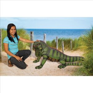 design-toscano-iggy-the-iguana-lizard-statue-giant-ne867207