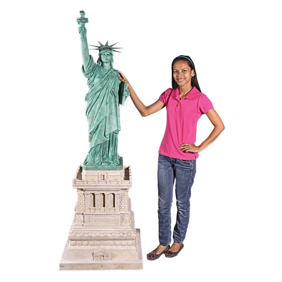 images design-toscano-liberty-enlightening-the-word-grand-scale-statue-on-pedestal-ne130049