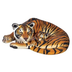 design-toscano-life-size-resting-bengal-tigress-and-club-statue-ne120011