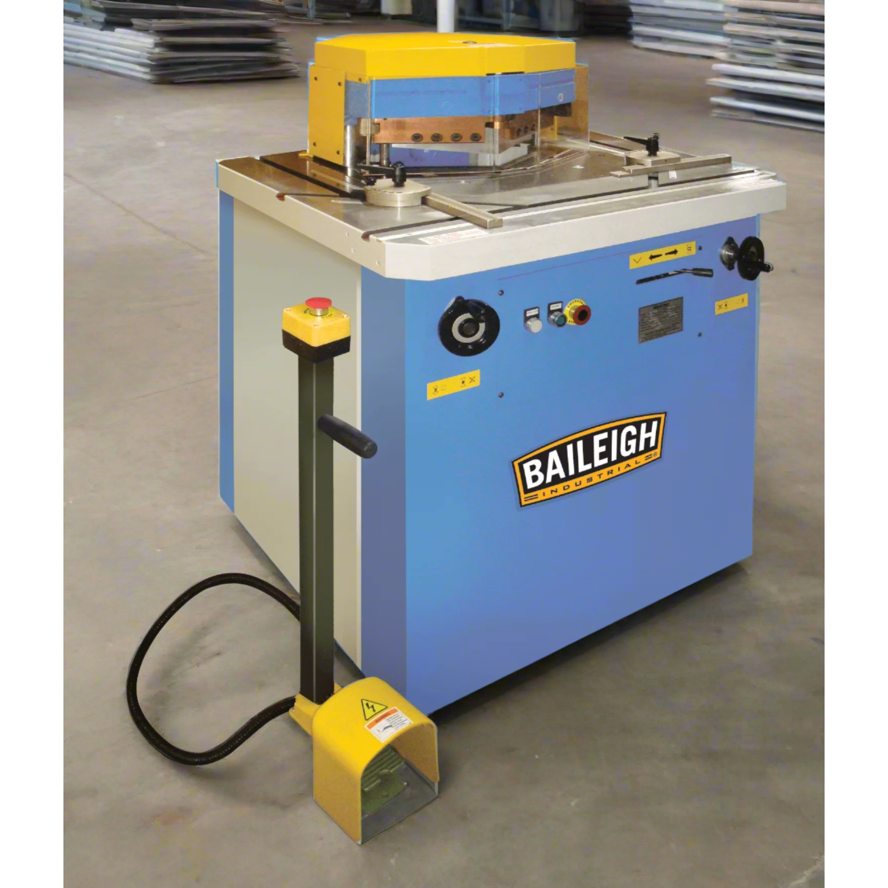 baileigh-industrial-SN-V04-MS-220V-60-Hz-3Phase-4Gauge-6mm-hydraulic-variable-angle-sheet-metal-notcher-BA9-1007269_2024-07-18T08_37_13.083Z.png Sheet Metal Notcher | 4HP | Baileigh Industrial BA9-1007269 - Image 1
