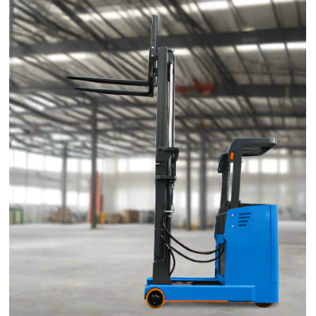 eoslif-3300lbs-stand-on-electric-reach-truck-LF15D_2.png Electric Stand-Up Movable Mast Truck | 3300 lbs | 24V | Eoslift LF15D - Image 1